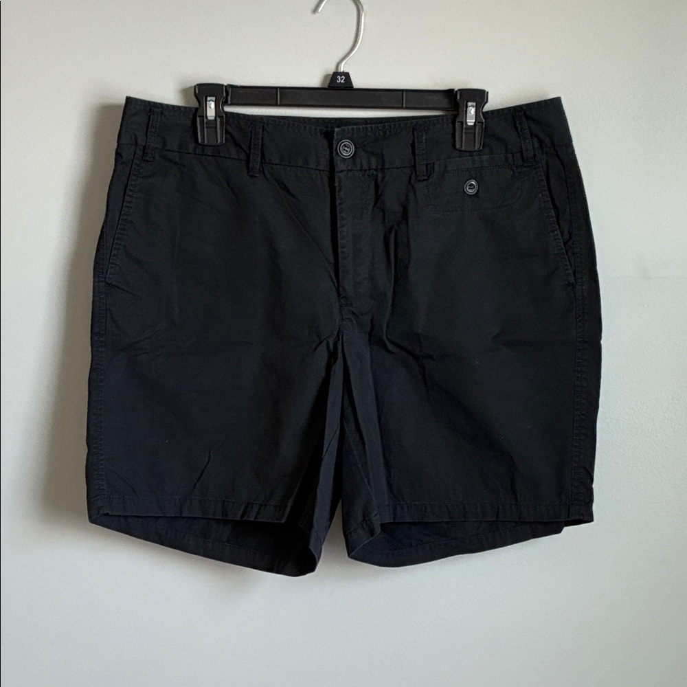 Dockers Women's Black Flat Front Shorts